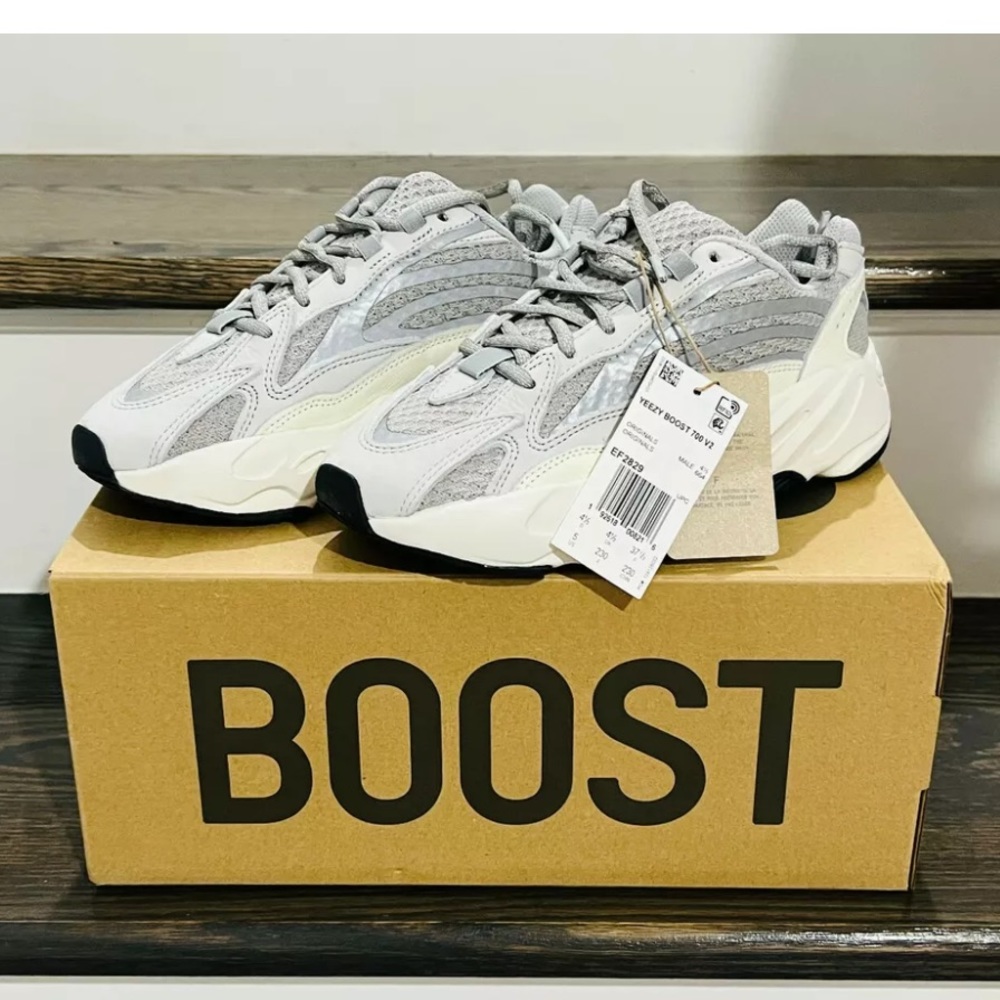 Adidas Yeezy Boost 700 V2 "Static" EF2829 Men's Sizes 5